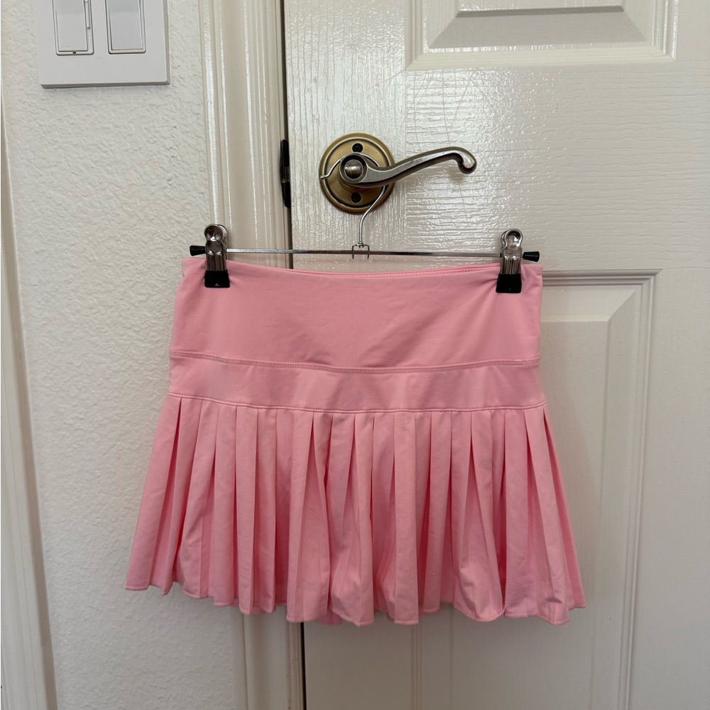 Gold Hinge Light Pink Pleated Skirt